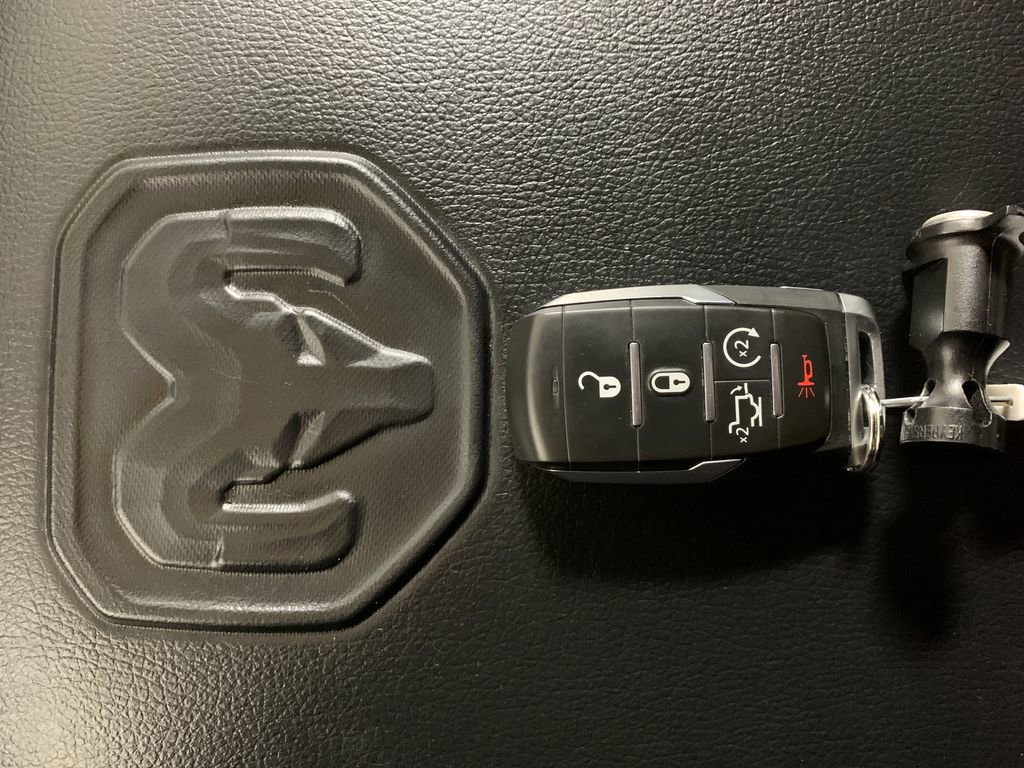 Used 2023 RAM 1500 Laramie image 29