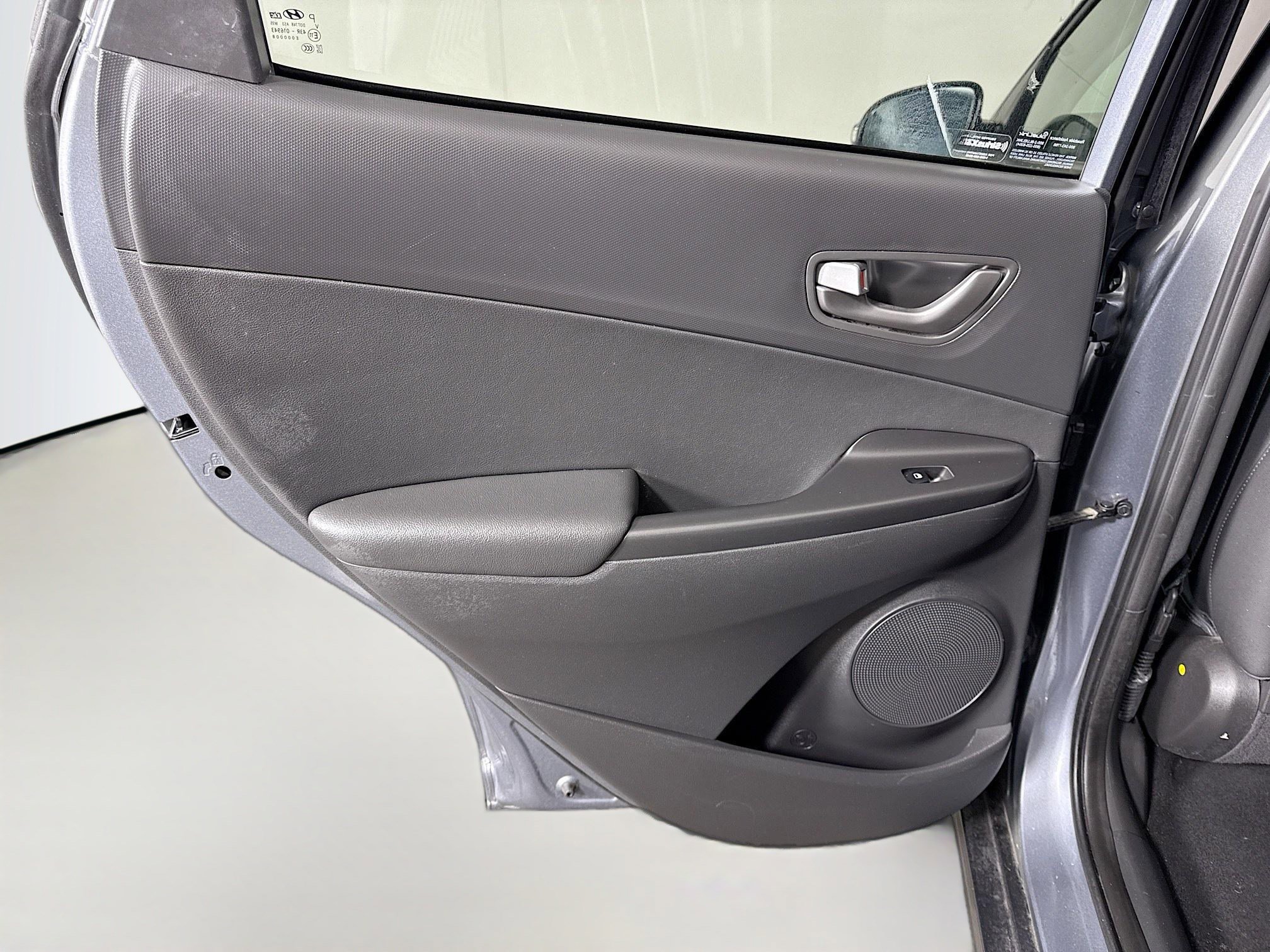 Used 2021 Hyundai Kona Limited image 26