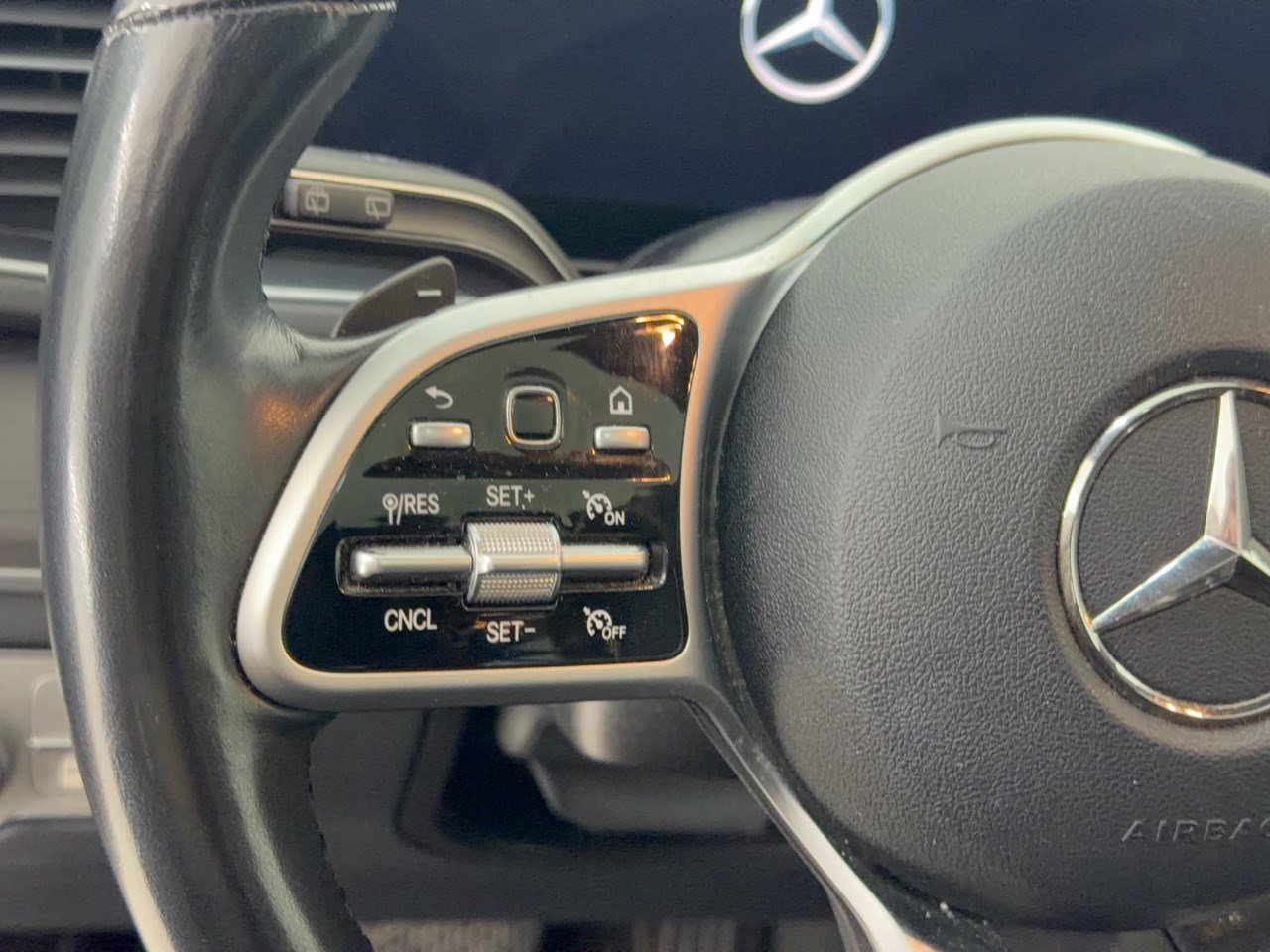 Used 2021 Mercedes-Benz GLE 350 4MATIC image 18