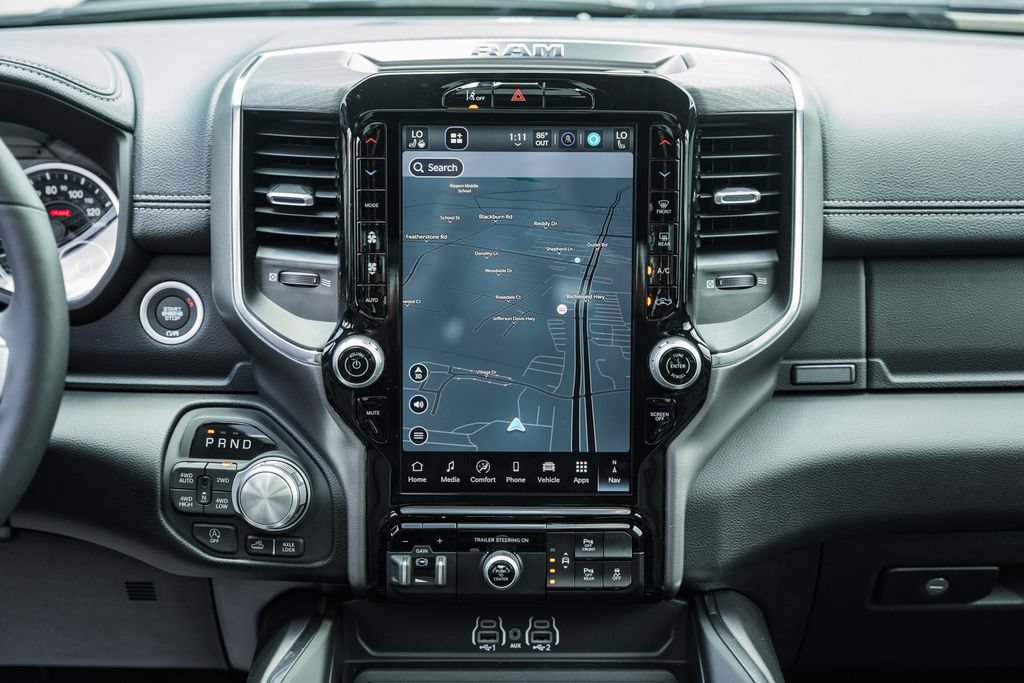 New 2026 RAM 1500 Laramie AWD/4WD image 24