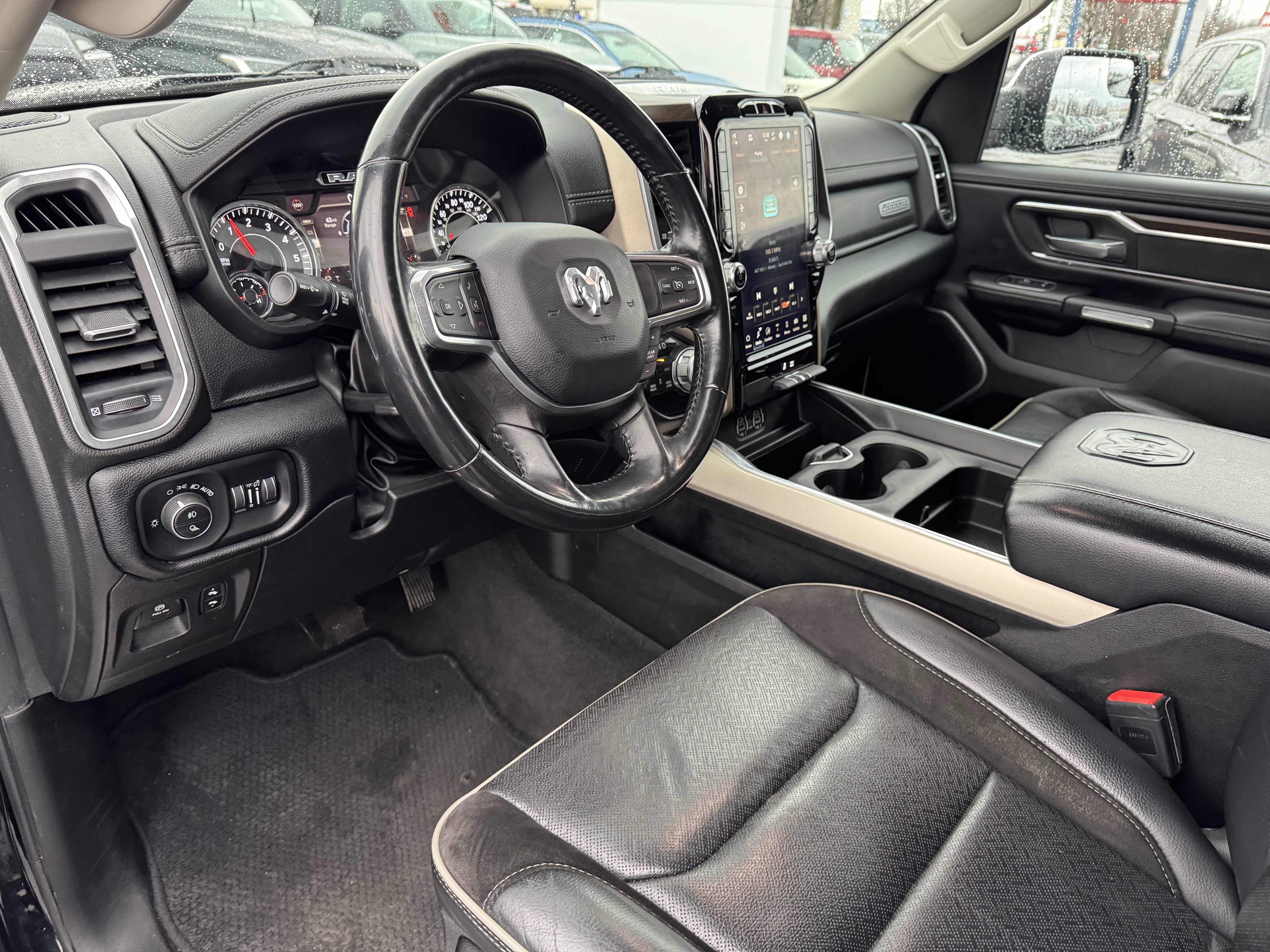 Used 2022 RAM 1500 Laramie image 28