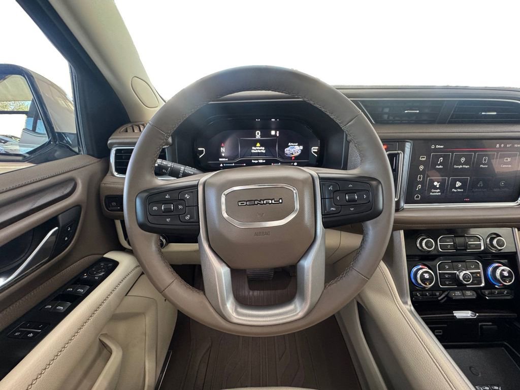 Used 2023 GMC Yukon Denali image 14
