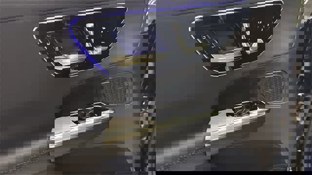 Certified 2025 Mercedes-Benz GLC 300 4MATIC image 31