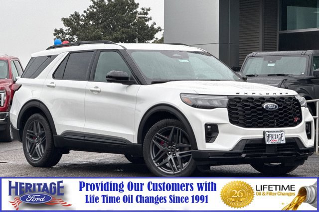 New 2026 Ford Explorer ST w/ Sun And Sound Package