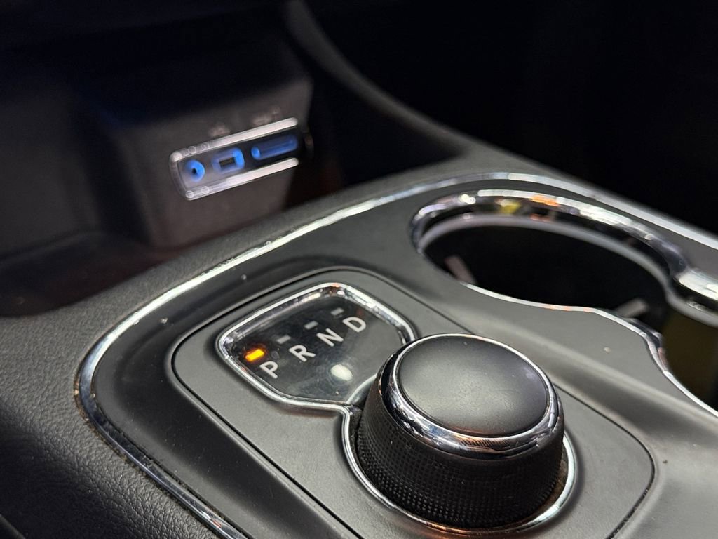 Used 2016 Dodge Durango R/T w/ Blacktop Package RWD image 19