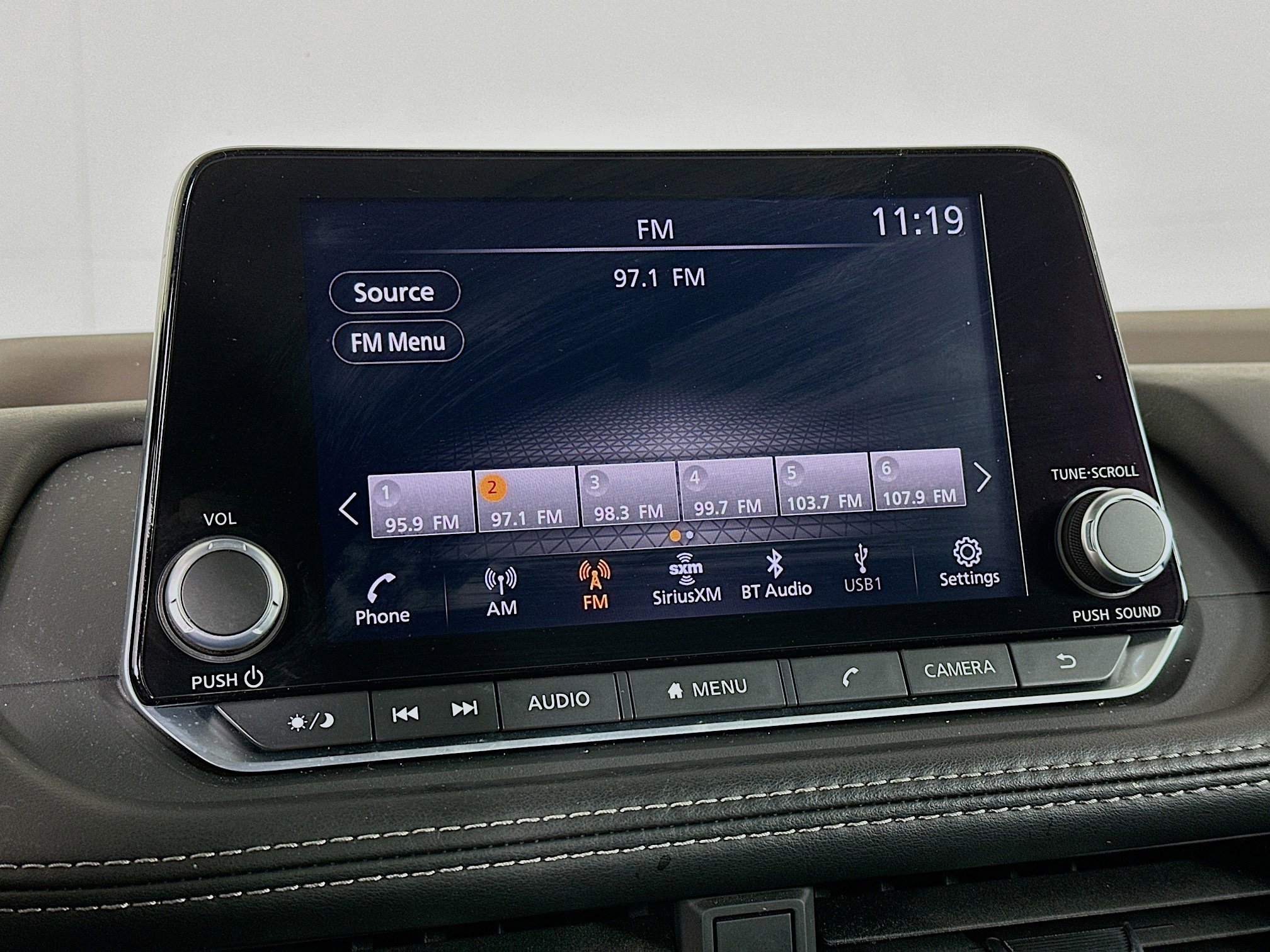 Used 2023 Nissan Rogue S AWD/4WD image 21