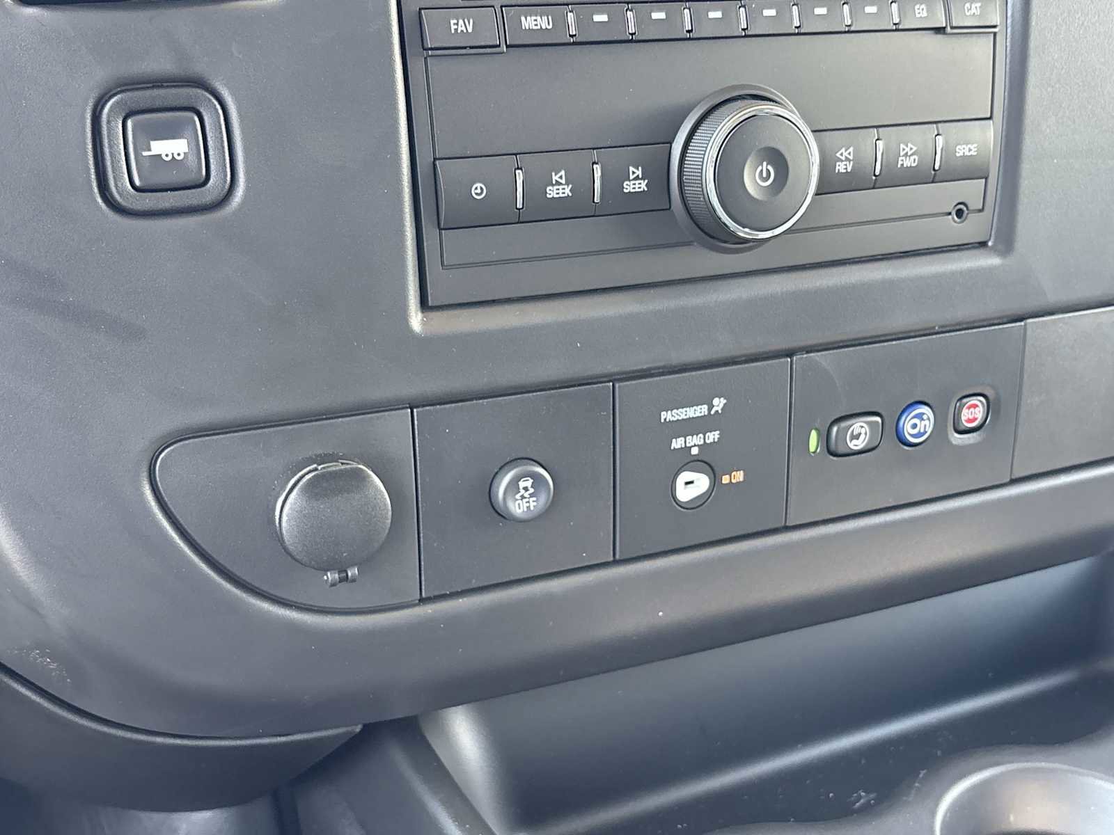 New 2025 Chevrolet Express 2500 w/ Driver Convenience Package RWD image 16