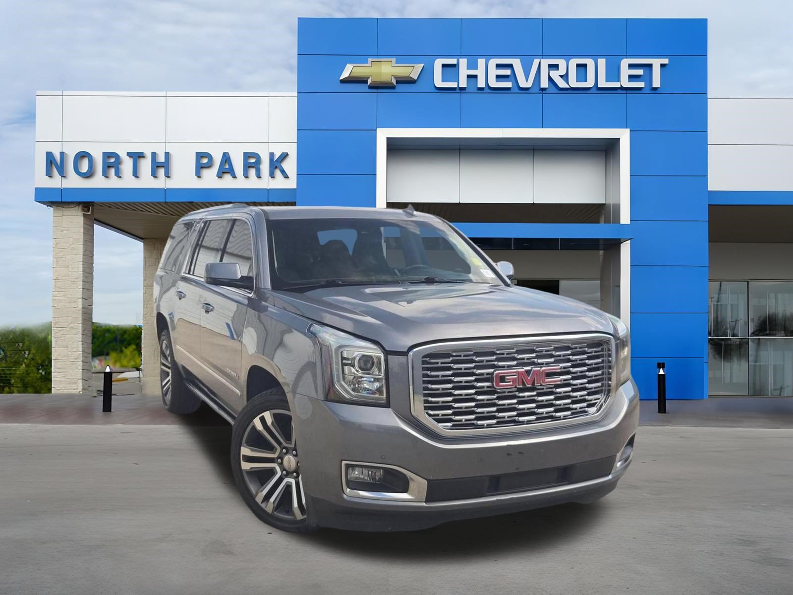 Used 2020 GMC Yukon XL Denali w/ Denali Premium Package AWD/4WD video 1