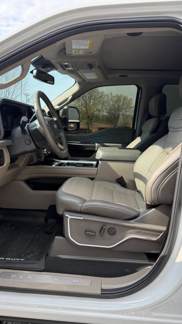 Used 2026 Ford F250 Platinum w/ Platinum Plus Package image 17