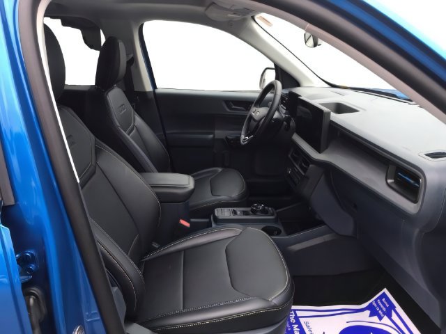 Certified 2025 Ford Maverick Lobo AWD/4WD image 17