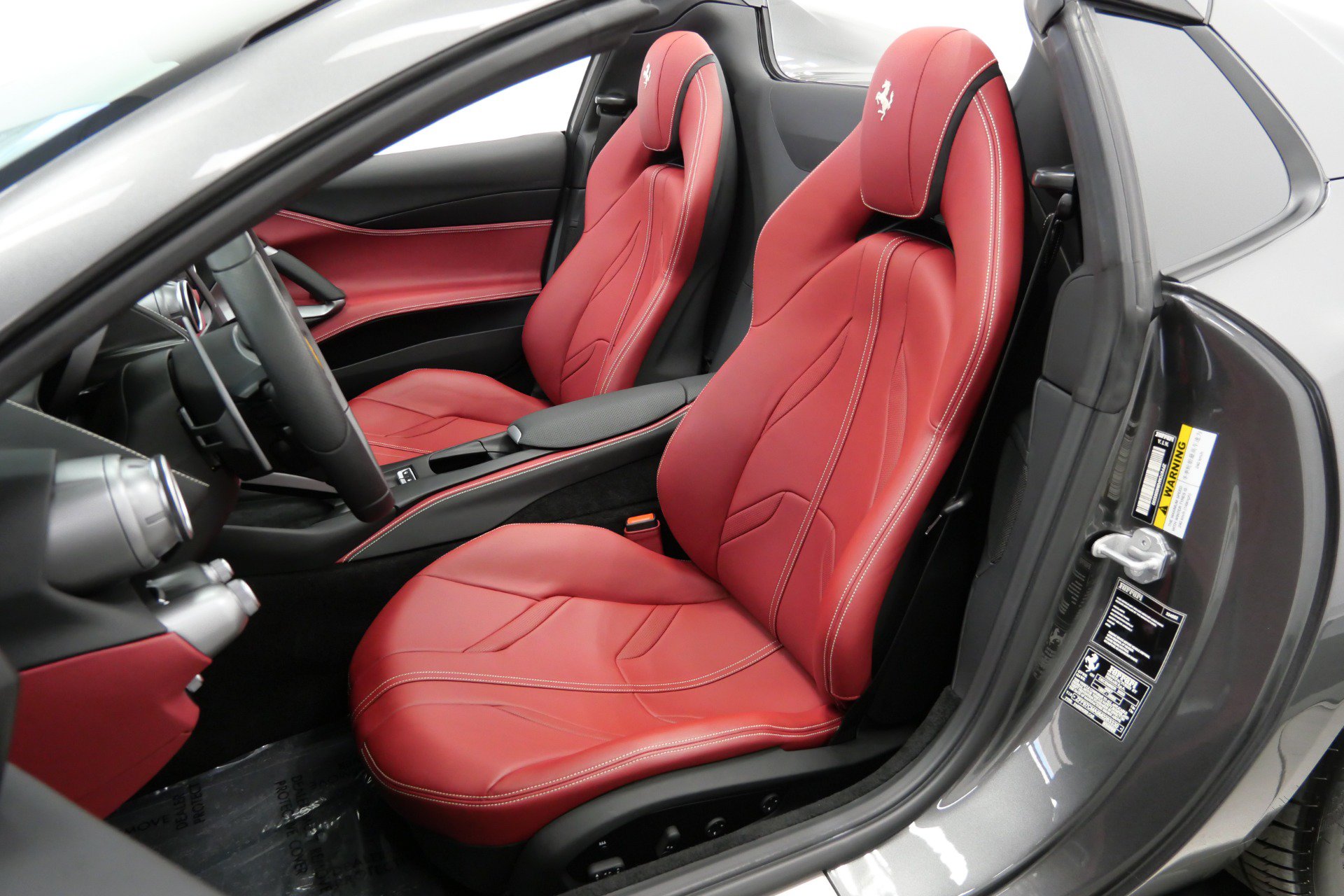 Used 2021 Ferrari 812 GTS RWD image 24