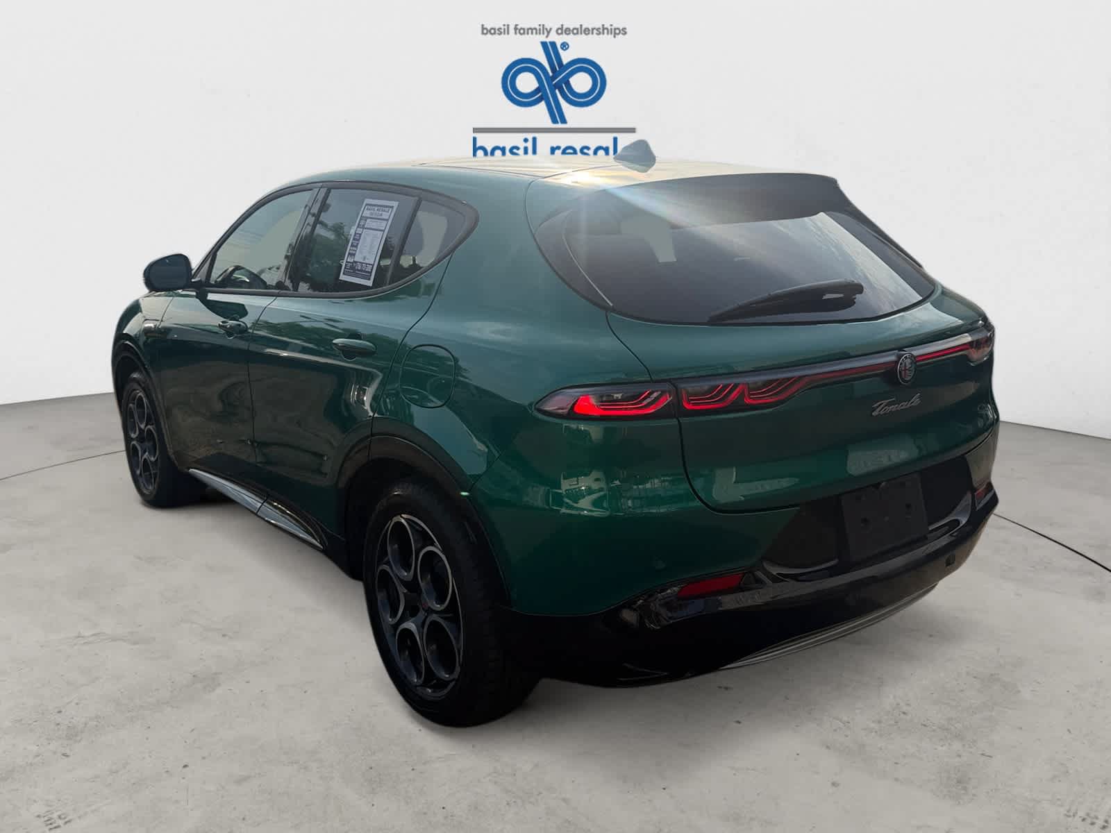Used 2024 Alfa Romeo Tonale Ti w/ Active Assist Package AWD/4WD image 4