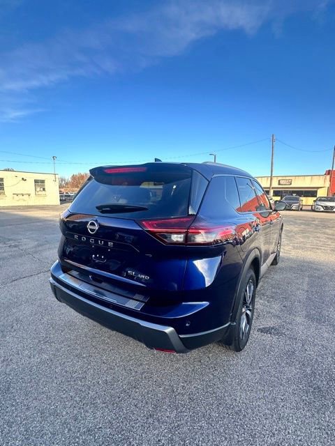 Certified 2024 Nissan Rogue SL image 7