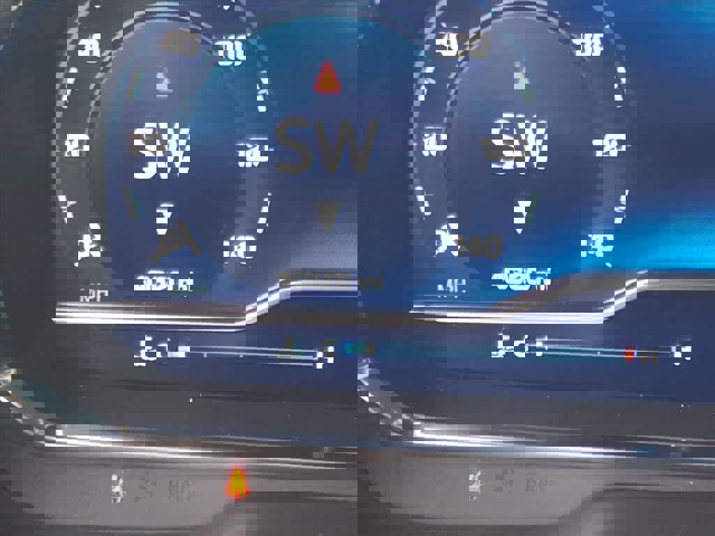 Used 2022 Chevrolet Tahoe Premier image 16