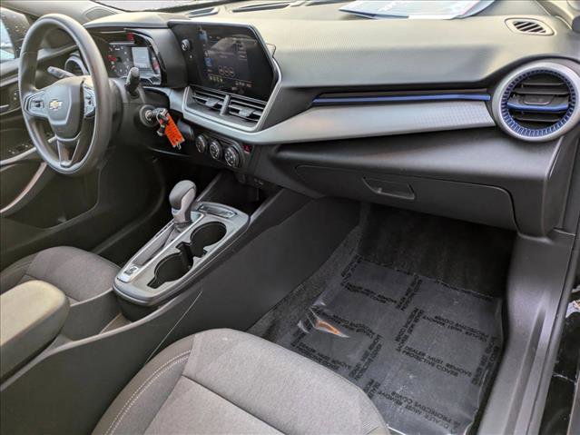 Used 2024 Chevrolet Trax LS image 20