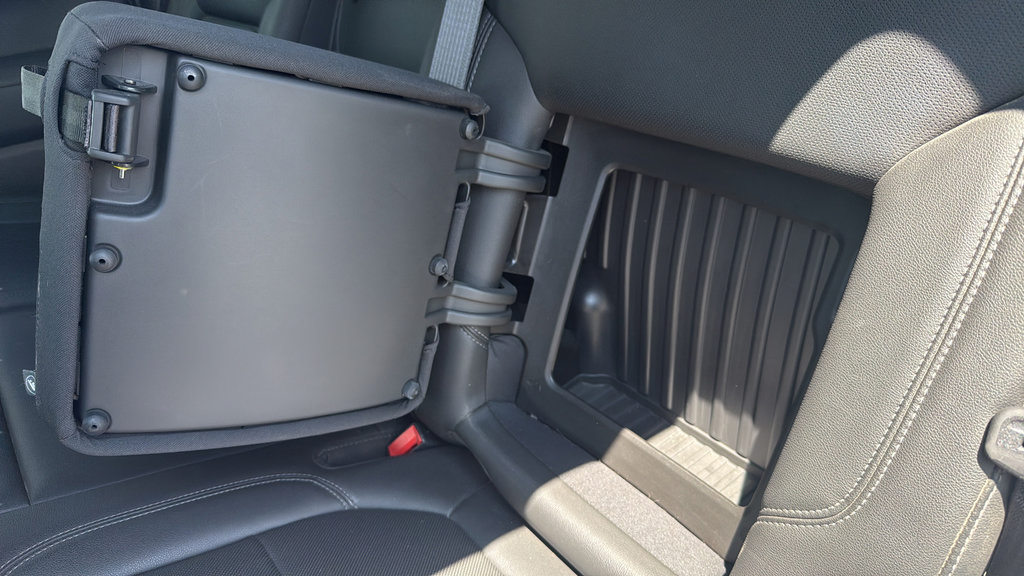Used 2019 Chevrolet Silverado 1500 LTZ w/ LTZ Premium Package AWD/4WD image 40