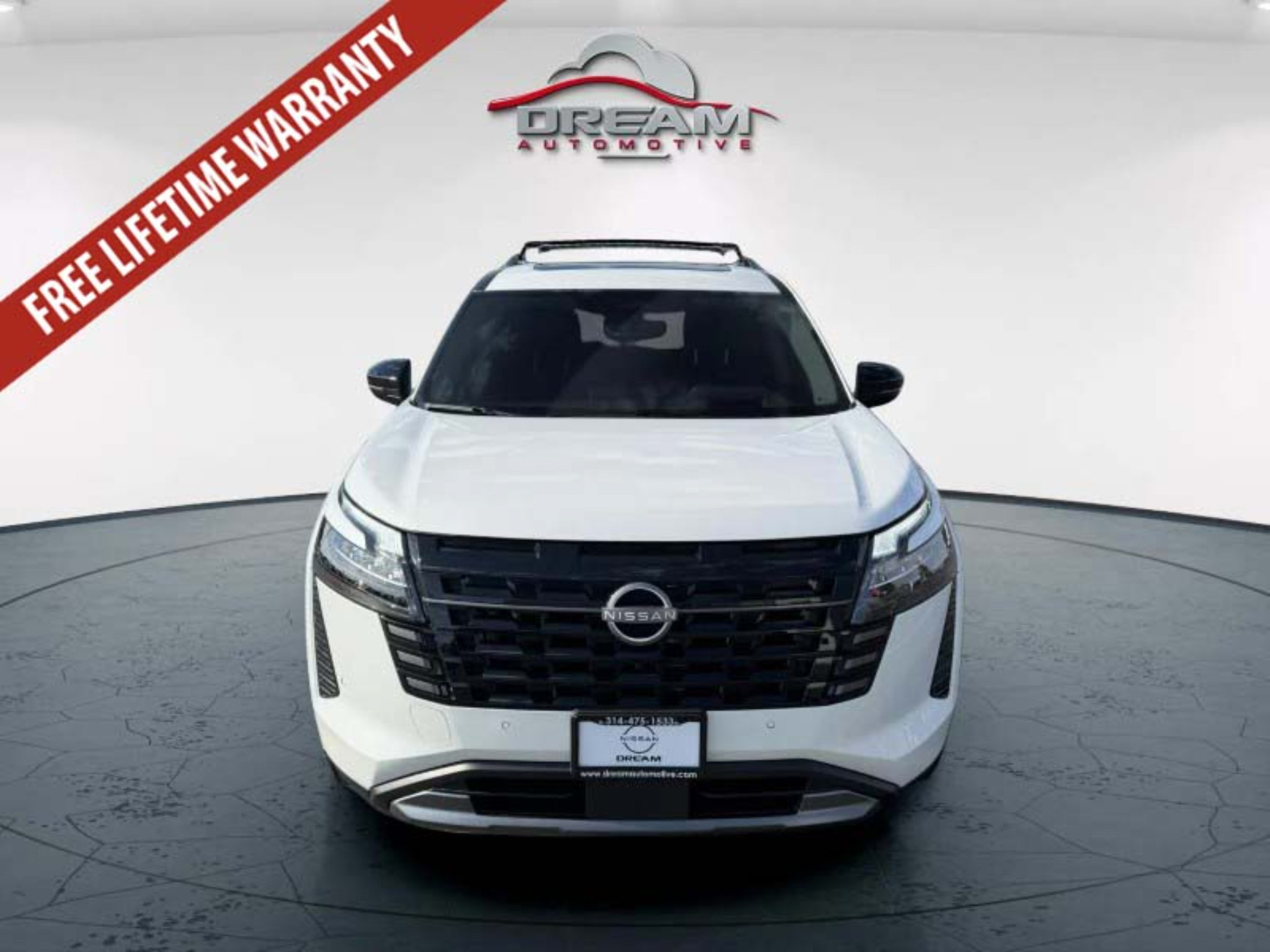New 2026 Nissan Pathfinder Platinum AWD/4WD image 2