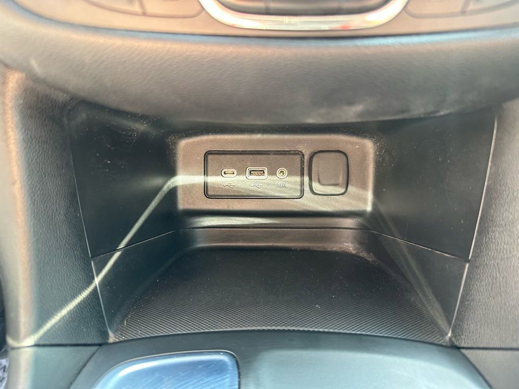 Used 2021 Chevrolet Equinox LT image 20