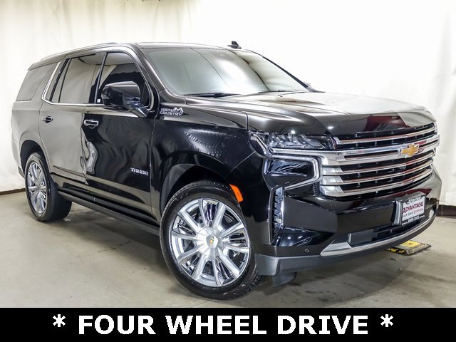 Used 2023 Chevrolet Tahoe High Country w/ Premium Package image 2