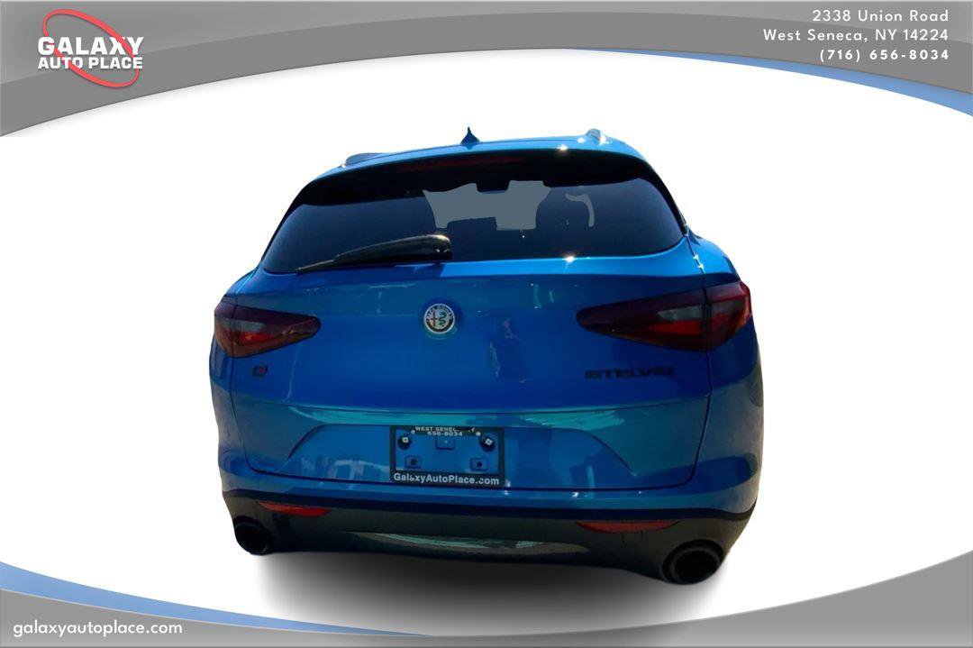 Used 2019 Alfa Romeo Stelvio Ti w/ TI Performance Package AWD/4WD image 6