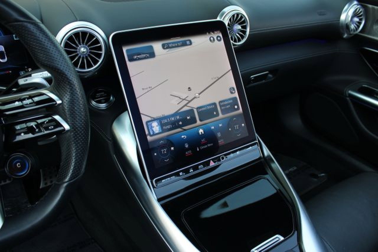 Used 2022 Mercedes-Benz SL 55 AMG 4MATIC image 15