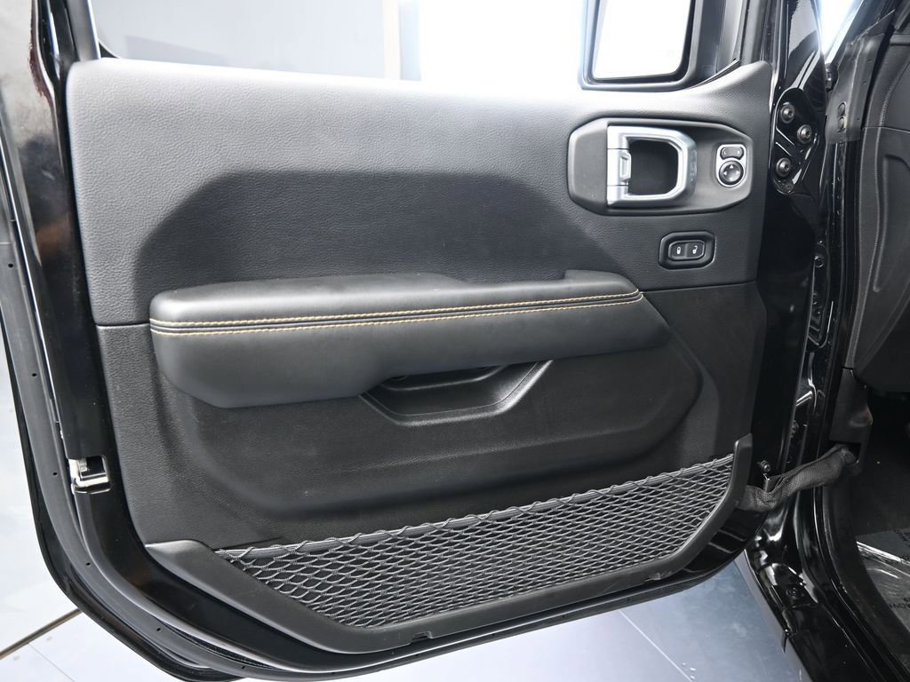 Used 2024 Jeep Gladiator Sport w/ Premium Package image 15