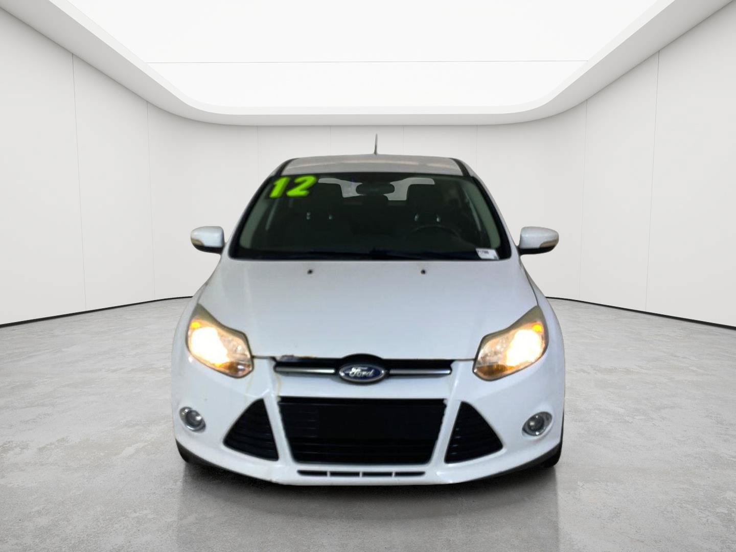Used 2012 Ford Focus SEL FWD image 2
