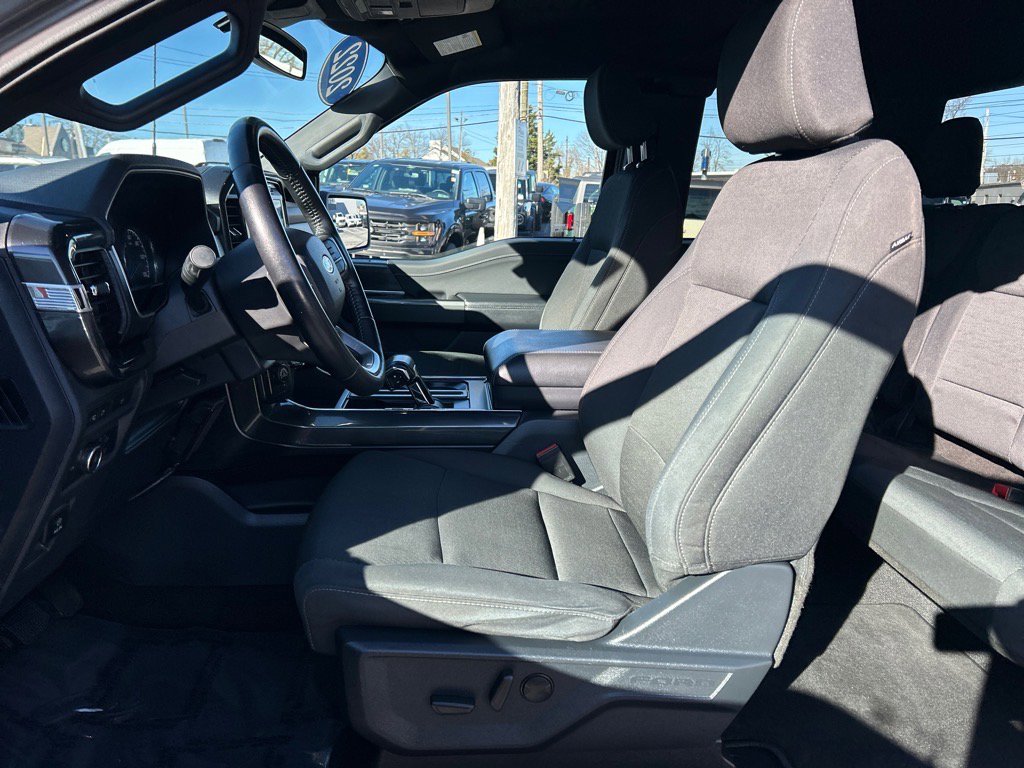 Used 2022 Ford F150 XLT w/ Equipment Group 302A High image 8