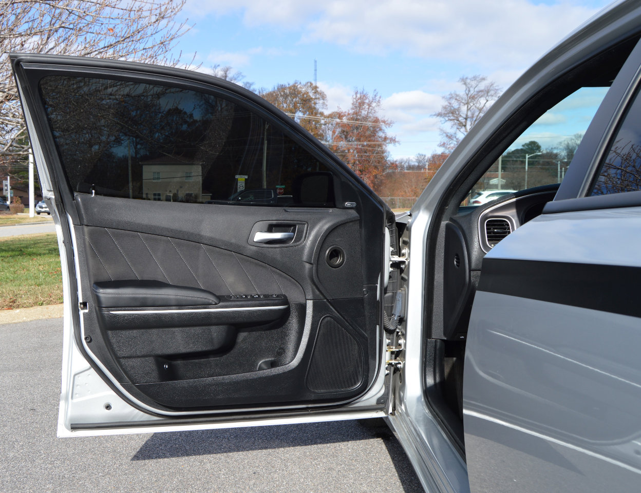 Used 2019 Dodge Charger SXT w/ Driver Confidence Group image 12