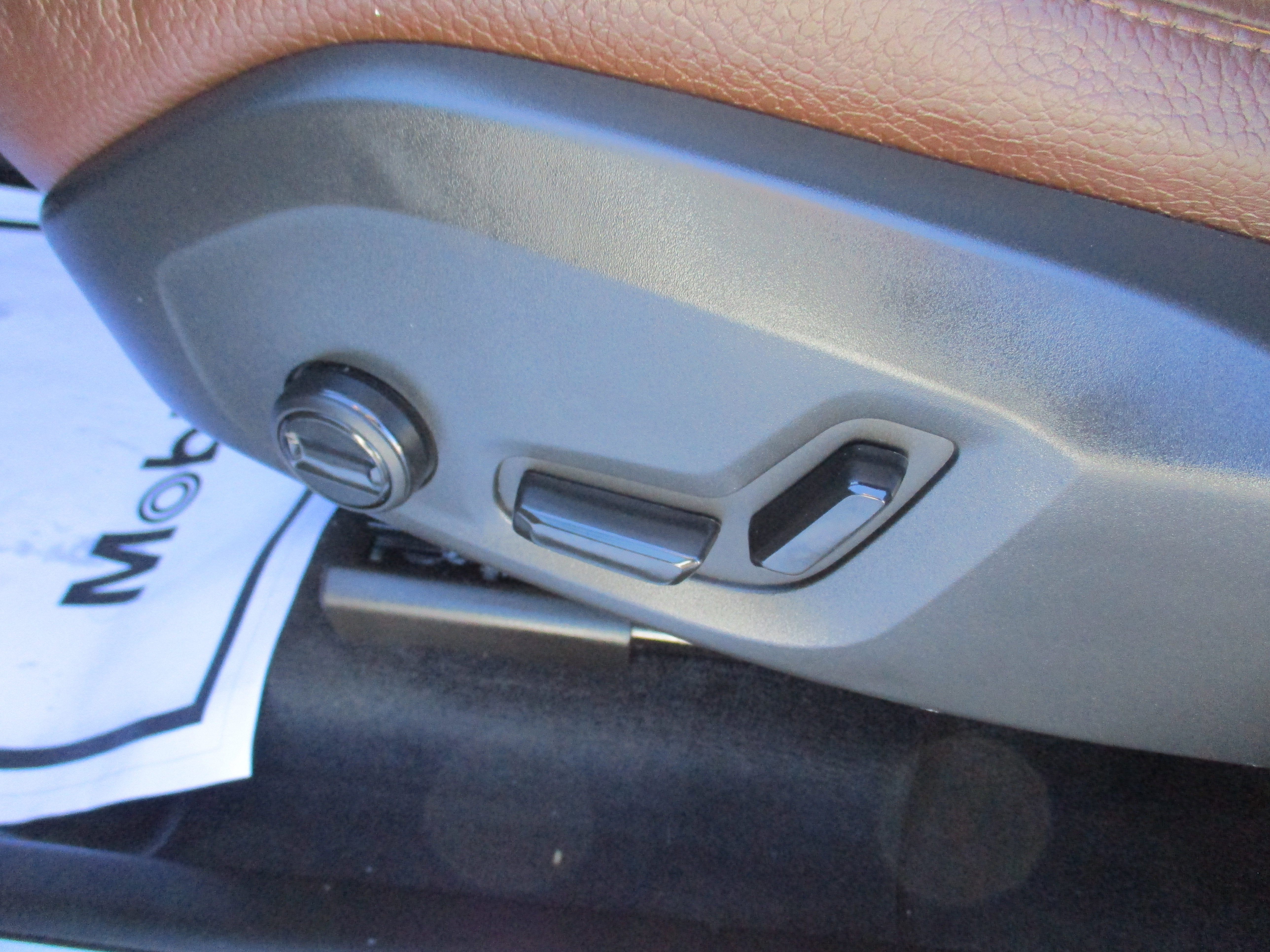 Certified 2023 Volvo XC60 B5 Plus image 17