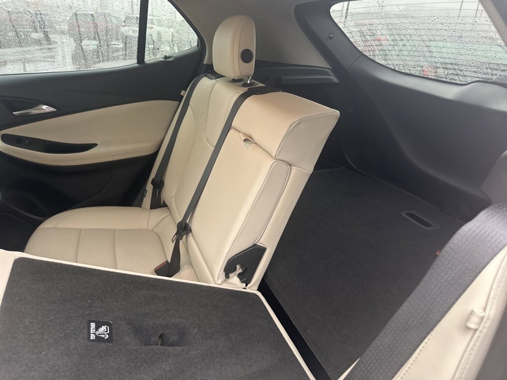 Used 2020 Buick Encore GX Essence w/ Advanced Technology Package image 25