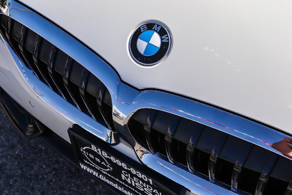 Used 2022 BMW 330i Sedan w/ Driving Assistance Package RWD image 5