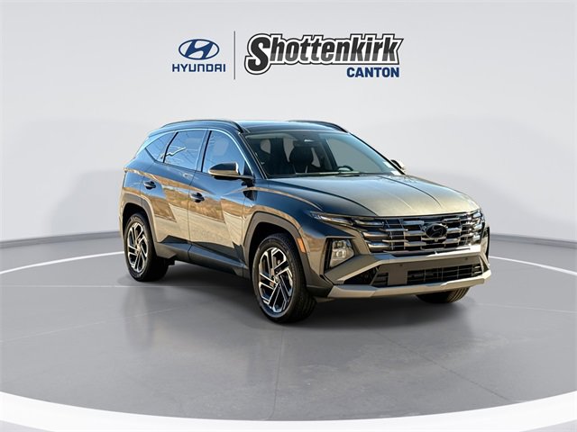 Used 2025 Hyundai Tucson Limited image 2