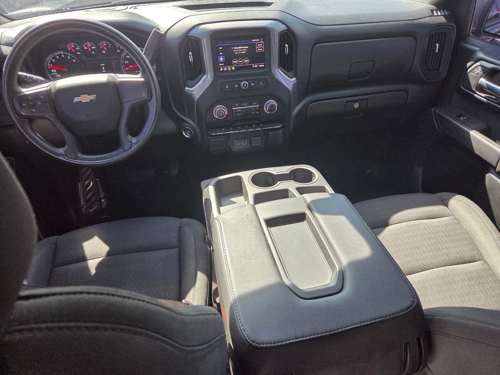 Used 2023 Chevrolet Silverado 1500 Custom w/ LPO, Dark Essentials Package RWD image 10