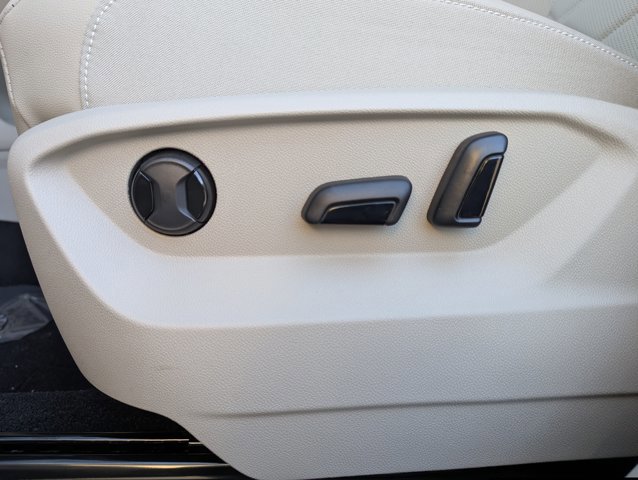 New 2026 Volkswagen Atlas SE image 11