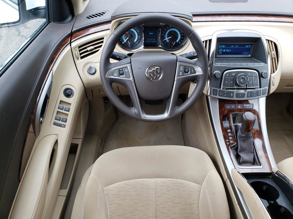 Used 2010 Buick LaCrosse CX FWD image 13