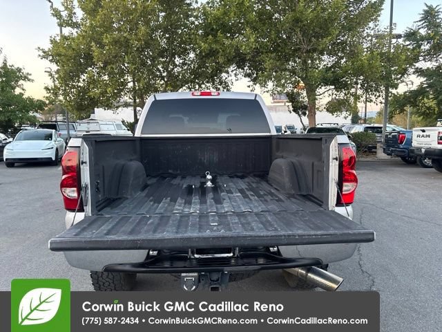 Used 2005 Chevrolet Silverado 2500 LT w/ Heavy-Duty Power Package AWD/4WD image 38