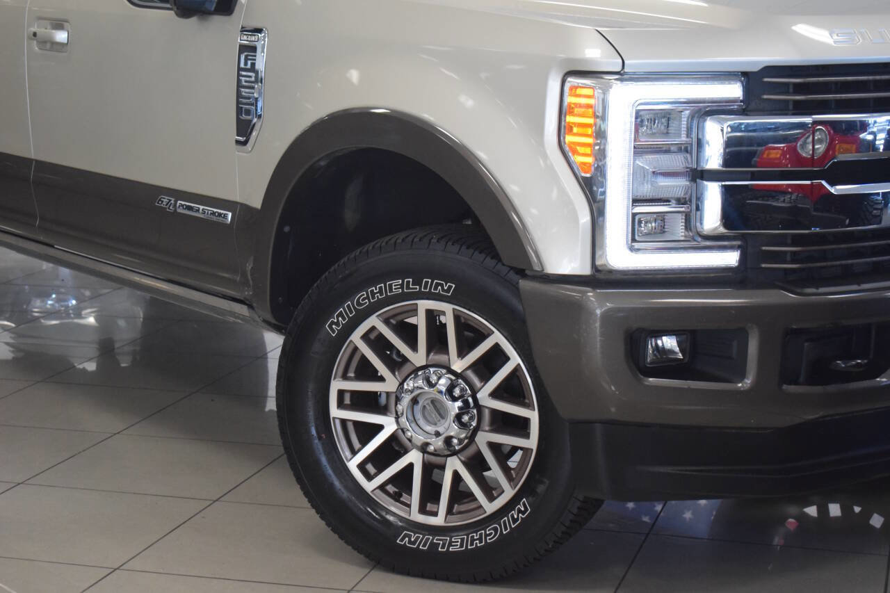 Used 2017 Ford F250 King Ranch w/ King Ranch Ultimate Package image 3