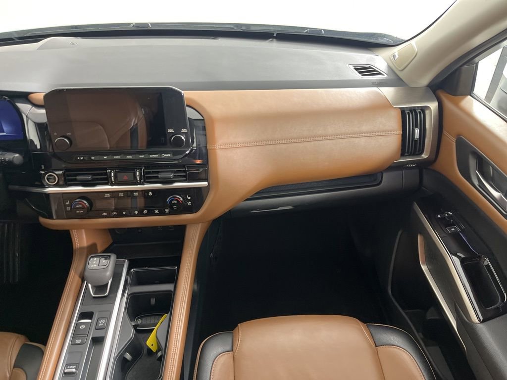 Used 2024 Nissan Pathfinder Platinum w/ Cargo Package image 20