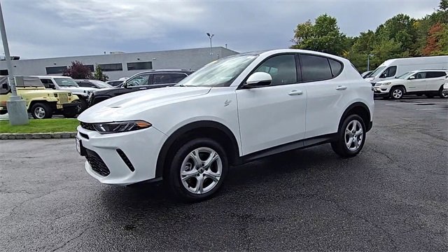 Used 2024 Dodge Hornet GT image 8