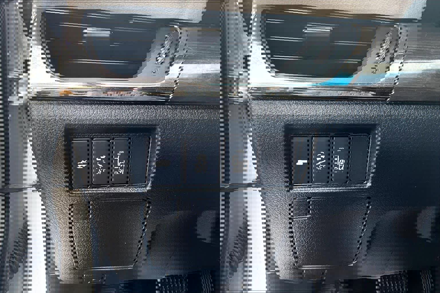 Used 2015 Toyota Avalon XLE Touring image 36