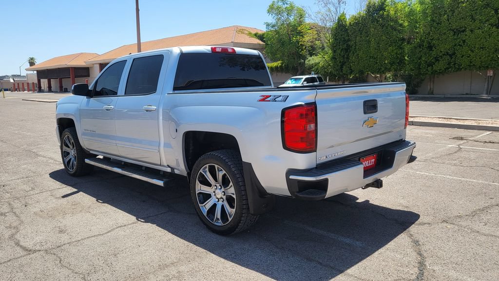 Used 2018 Chevrolet Silverado 1500 LT w/ All Star Edition AWD/4WD image 8