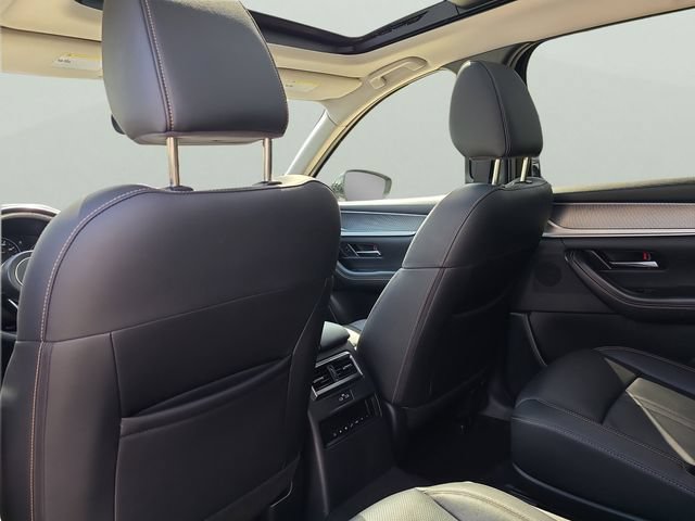 Used 2024 MAZDA CX-90 3.3 Turbo w/ Premium Package AWD/4WD image 9
