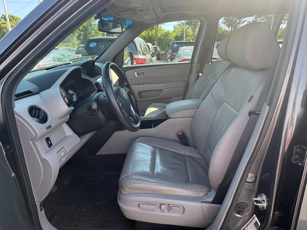 Used 2015 Honda Pilot EX-L image 10