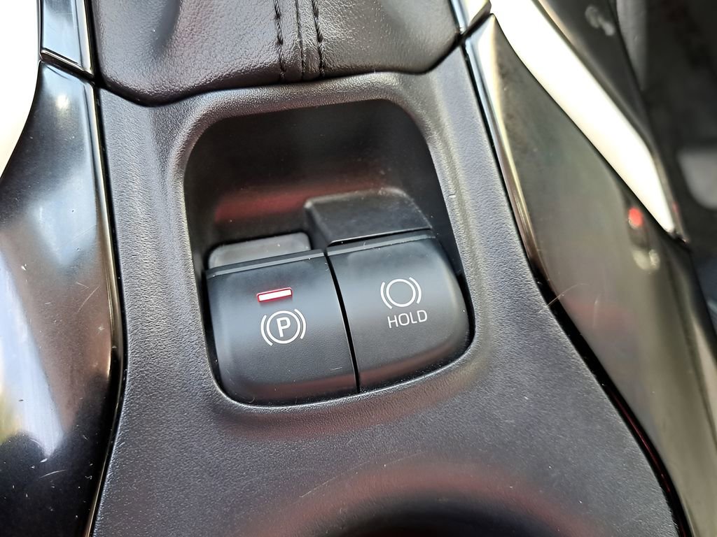 Used 2022 Toyota Corolla LE image 25