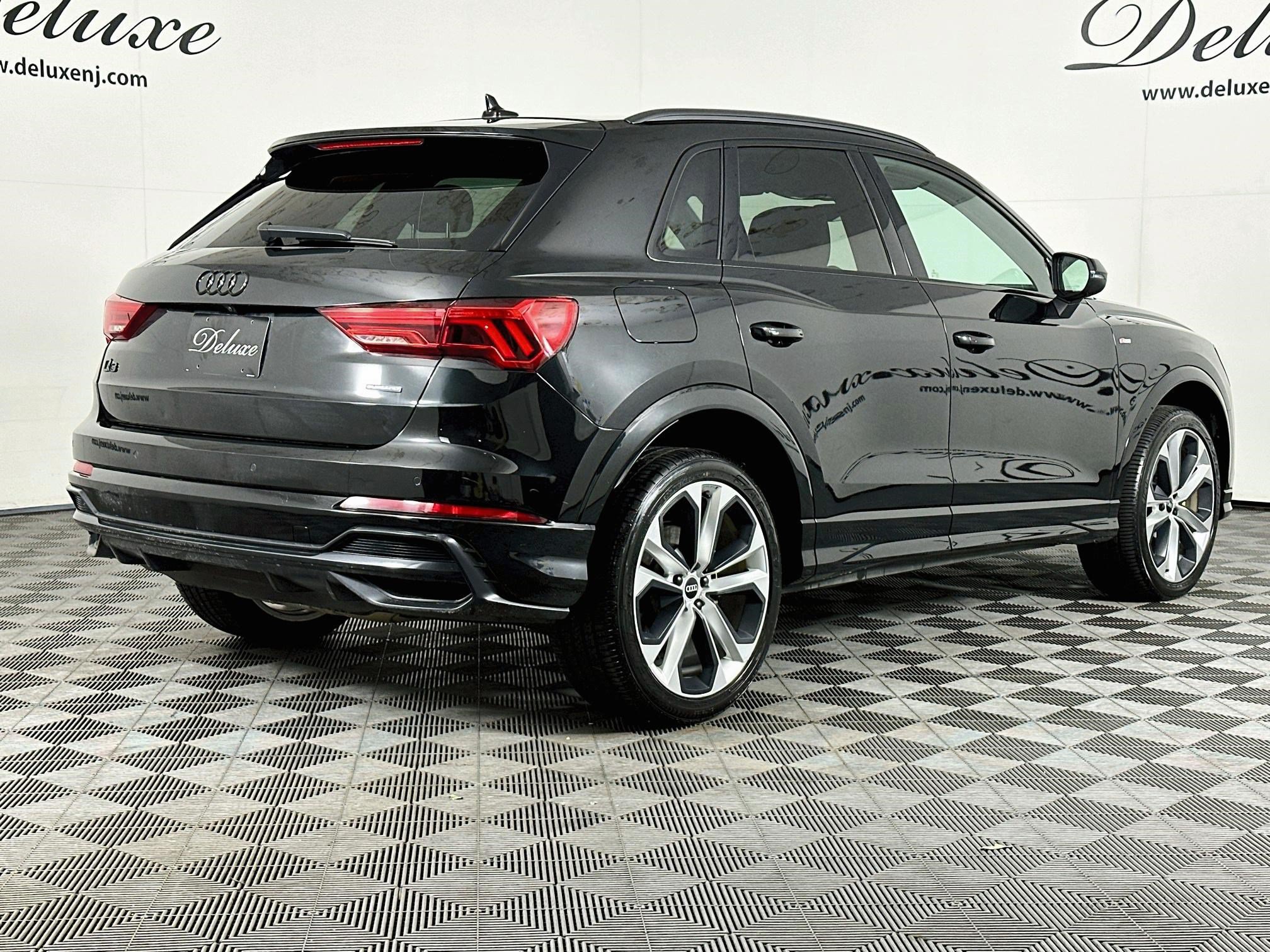 Used 2022 Audi Q3 2.0T Premium Plus w/ Premium Plus Package AWD/4WD image 6
