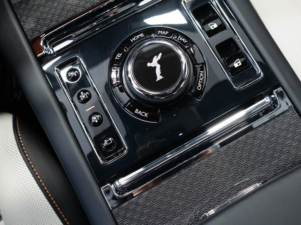 Certified 2025 Rolls-Royce Ghost Black Badge image 40