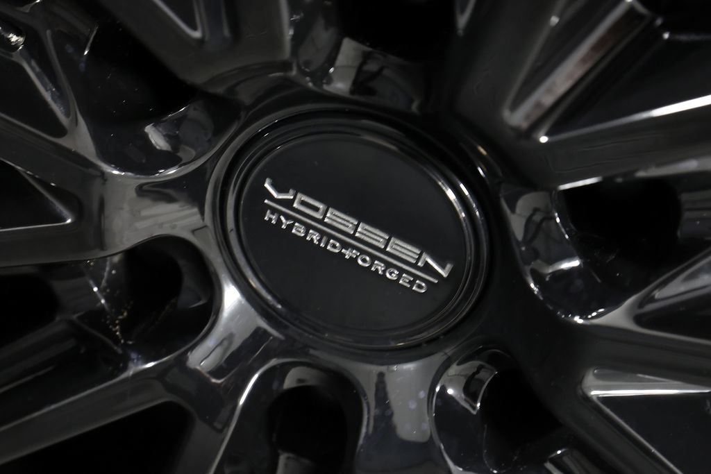 Used 2026 GMC Yukon Denali w/ Sun & Power Step Package AWD/4WD image 52