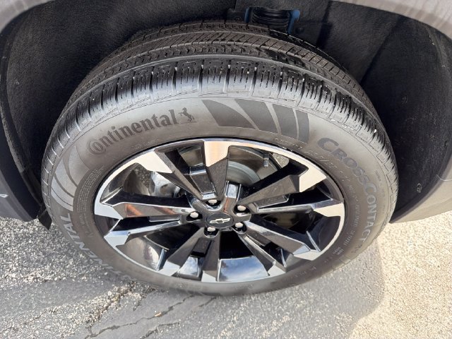 Certified 2025 Chevrolet Equinox RS w/ Safety and Technology Package FWD image 26