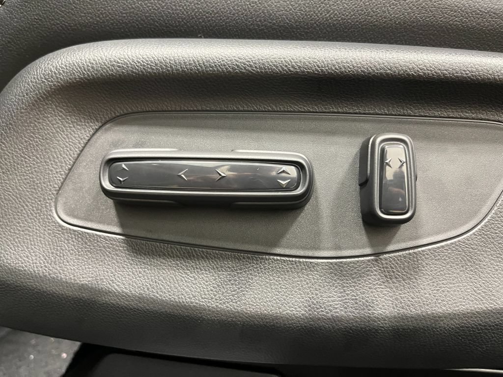 New 2027 Honda HR-V EX-L image 13